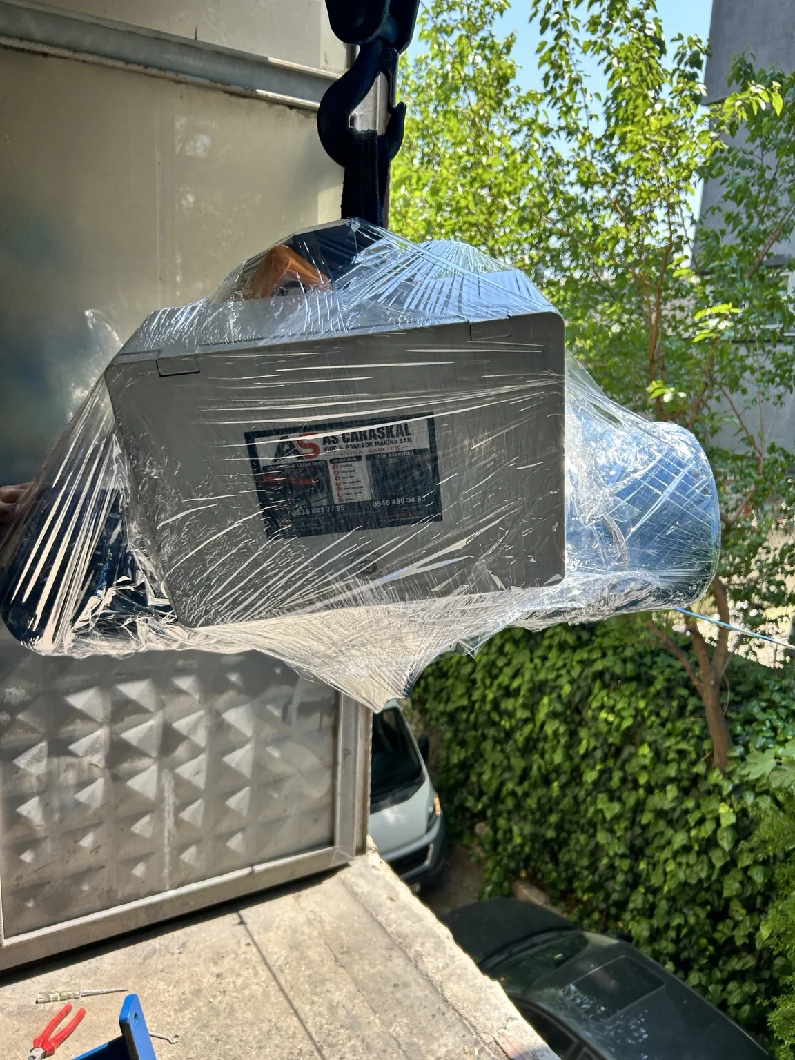 Bakım ve revizyon sonrası paketlenmiş elektrikli caraskal